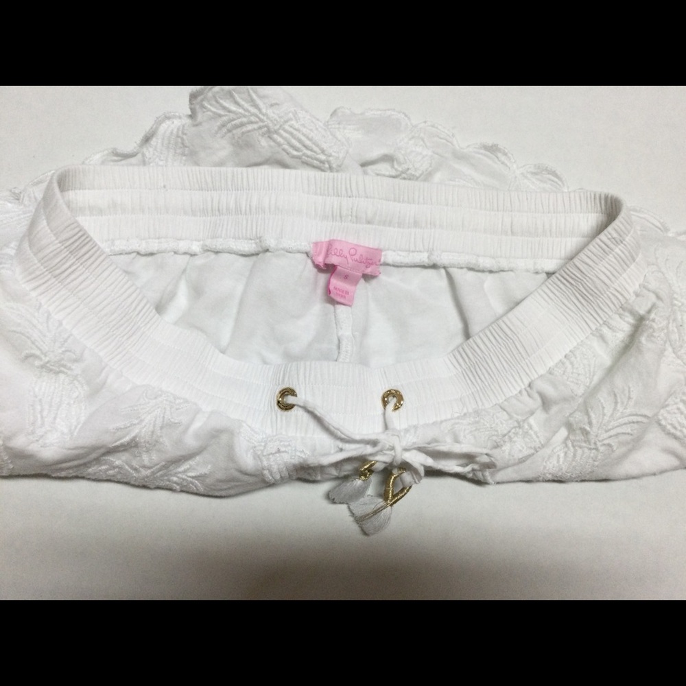 Lilly Pulitzer Shorts Small - Picture 6 of 14